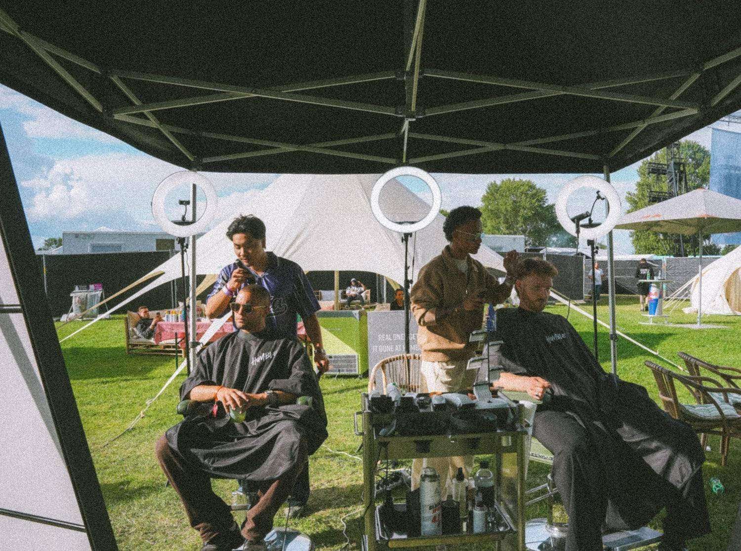 Humble Barbers prezentuje ostrych artystów lata