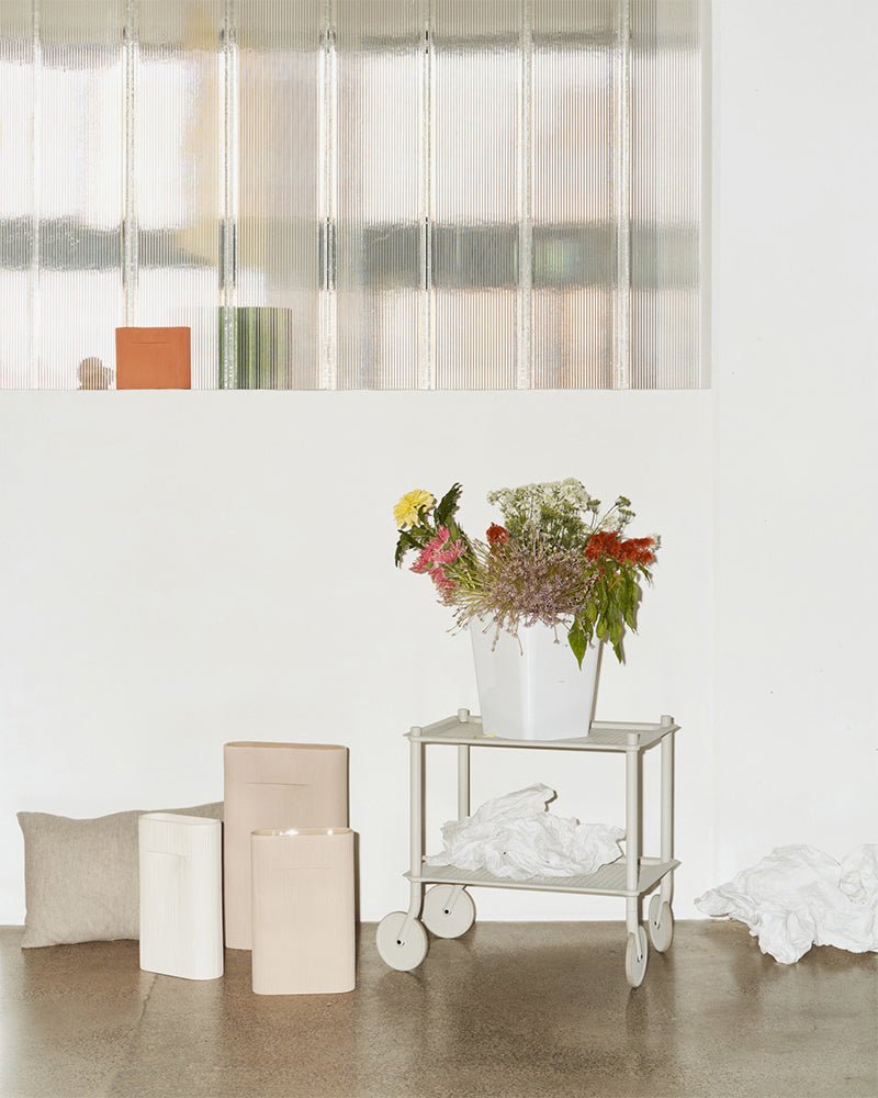 Flow mały - Jasnoszary wózek fryzjerski - Perforowany metal